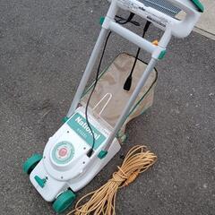 National 電動芝刈機　EY2233  カッターロータリー式の画像