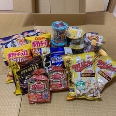 お菓子　カップ麺　詰合せ　セット