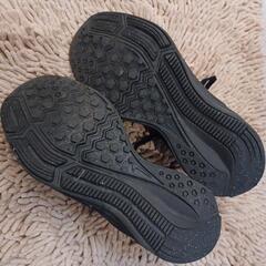 ナイキ　スニーカー　NIKE　黒　ブラックシューズ 靴の画像