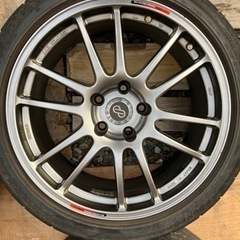 エンケイGTC-01 18インチ 8.5J ET35 5穴114.3 4本通し ホイール
の画像