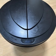 【取り引き中】
電動ゴミ箱