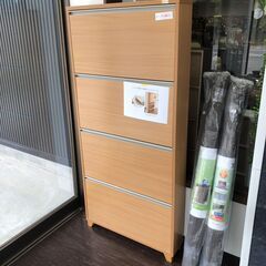 薄型フラップシューズラック