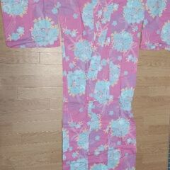 浴衣　ピンク✕水色の花