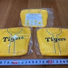 非売品阪神タイガース甲子園オリジナルポーチセット‼︎ミニタオル缶...