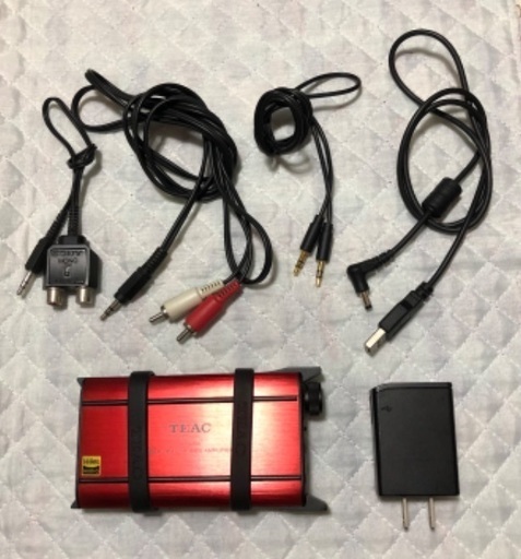 パソコン　周辺機器　TEAC ポータブルアンプ