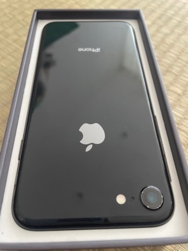 iPhone8 64G　