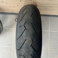 車のパーツ タイヤ、ホイールの画像