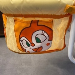 アンパンマンテーブルチェアの画像
