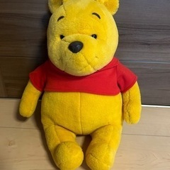 取引中。くまのプーさん　ぬいぐるみ30高さセンチ