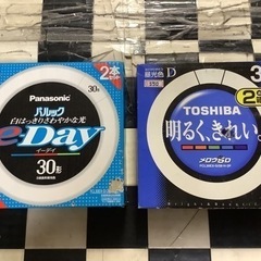 【リサイクルサービス八光】30形　パナソニック / 東芝　蛍光灯...