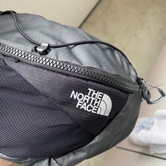ノースフェイス　ボディーバック