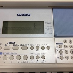 電子ピアノ キーボードの画像