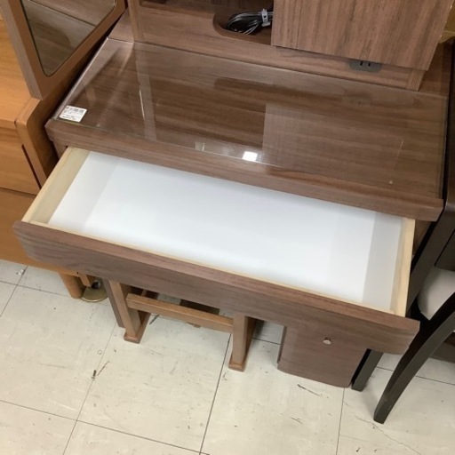 ドレッサー ニトリ ダークブラウン DR2 イス付