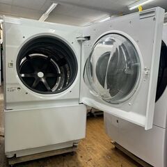 地域限定送料無料　良品【 Panasonic 】パナソニック キューブルドラム 洗濯7.0㎏/乾燥3.5㎏ ドラム式洗濯乾燥機 温水泡洗浄W マンションサイズ NA-VG740Rの画像