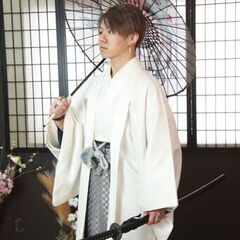 パステルのご成人前撮りは着付け、ヘアーメイクも無料でさらに高級振袖も無料でご利用頂けますので振袖をお持ちでないお客様も手ぶらでお越し頂き撮影ができます。  - 地元のお店
