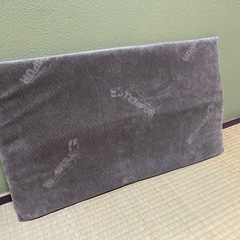 枕(TEMPUR)の画像