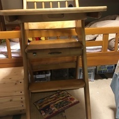 こども用の椅子