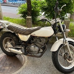 【取引中】バンバン200