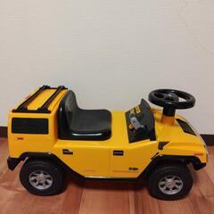 おもちゃ　乗用玩具　車　ハマー