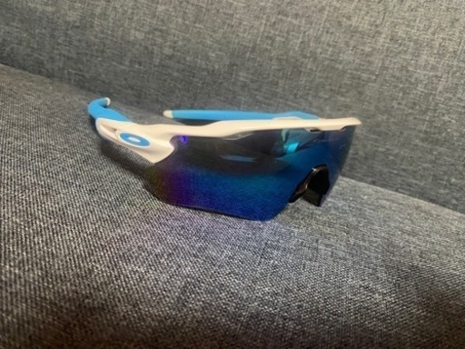 OAKLEY サングラス