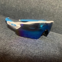 OAKLEY サングラス