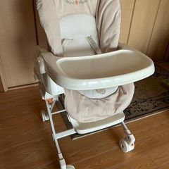 コンビ　プールアンベベNR1　ハイローチェア