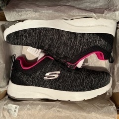 24.5cm女性用SKECHERS スケッチャーズ DYNAMIGHT 2.0-IN A FLASH「超軽量/ワイド」の画像