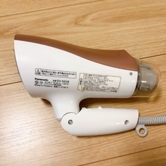 ヘアドライヤーの画像