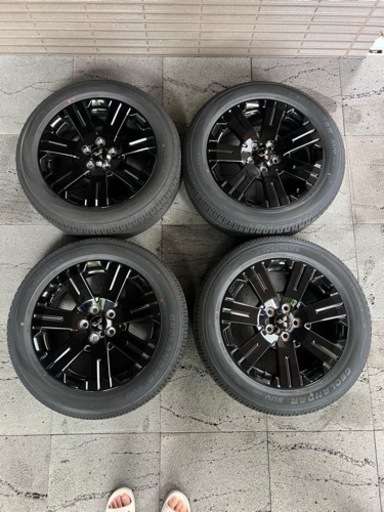 デリカD5 シャモニー　タイヤホイールセット　225/55R18