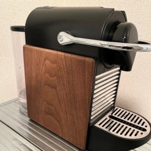 ネスプレッソ　コーヒーメーカー