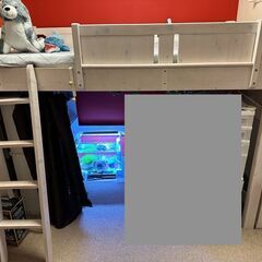ikea 子供向け美品ロフトベッド と８ヶ月前に購入した11cm厚マットレスの画像