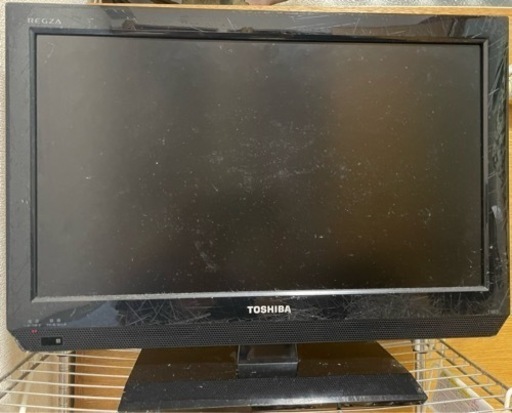 小さめテレビ　19インチ　TOSHIBA 寝室やダイニングに。2台目3台目に