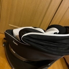 combi チャイルドシートの画像