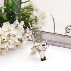 リングホルダー 猫 メッキ シルバーカラー 指輪掛け 置物 インテリア