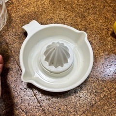 レモン　グレープフルーツ搾り器の画像