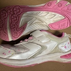 瞬足　スニーカー　21センチ　子供用品 キッズ用品 子供用シューズの画像