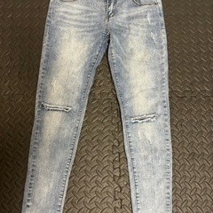 ジーンズ　デニム　レディース