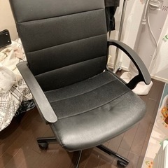 IKEAデスクチェア　黒