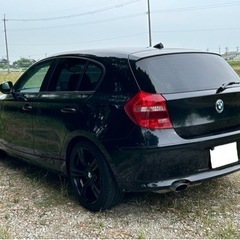 ◆車検R6年12月◆4.3万キロ◆BMW1シリーズ◆社外ナビ◆18インチアルミ◆の画像