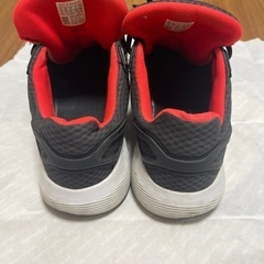 靴/バッグ 靴 スニーカーの画像
