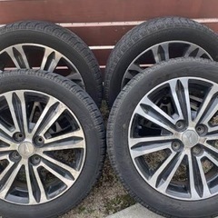 車のパーツ タイヤ、ホイール