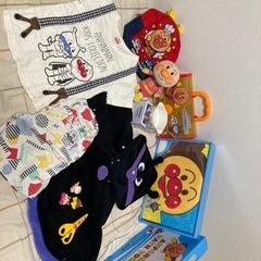 　アンパンマン　タオル　食器　　服　おもちゃ  知育玩具