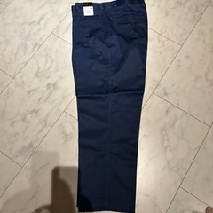 新品未使用の作業ズボン 84501 ツータックパンツ(ポリ65%綿35%)ウエスト96cmの画像