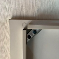 白デスクの画像