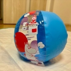 ムーミンのビーチボール(直径およそ20cm)の画像