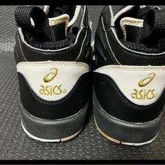 お取引中アシックス 26.0cm スポーツシューズ ブラックホワイトの画像