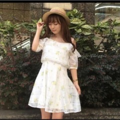 《新品未使用》titty&Co. ワンピース　の画像