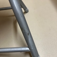 簡易のいすの画像
