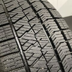 BS BRIDGESTONE BLIZZAK VRX2 205/60R16 16インチ スタッドレス 4本 22～23年製 SAI MAZDA3 プリウスα ジューク等　(KTK104)クレジットカード QRコード決済可能