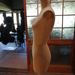 マネキン　女性　トルソー　の画像